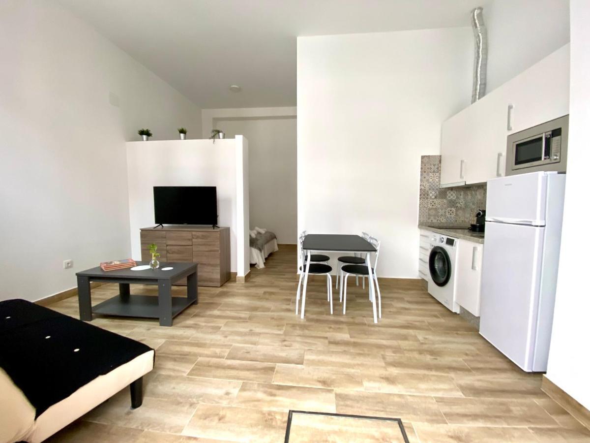 Apartamentos Cruz Roja B Seville Ngoại thất bức ảnh